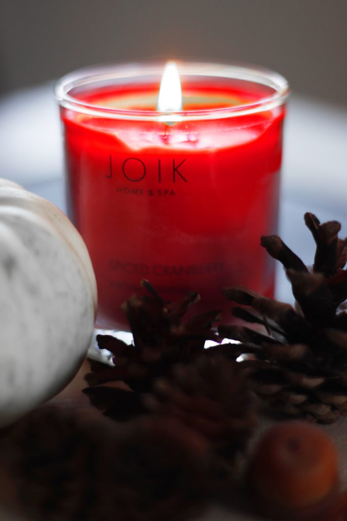 JOIK Spiced Cranberry winter Christmas herfst autumn kaars candle staand - Let it snow