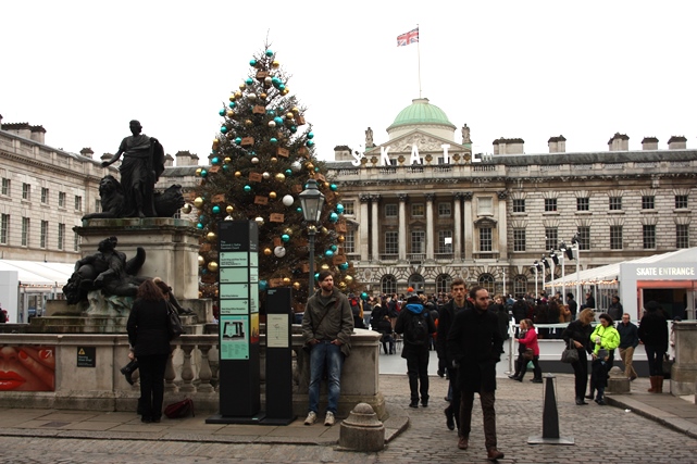 Kerstmarkt Londen 2021 coronavirus COVID Somerset House - Let it Snow